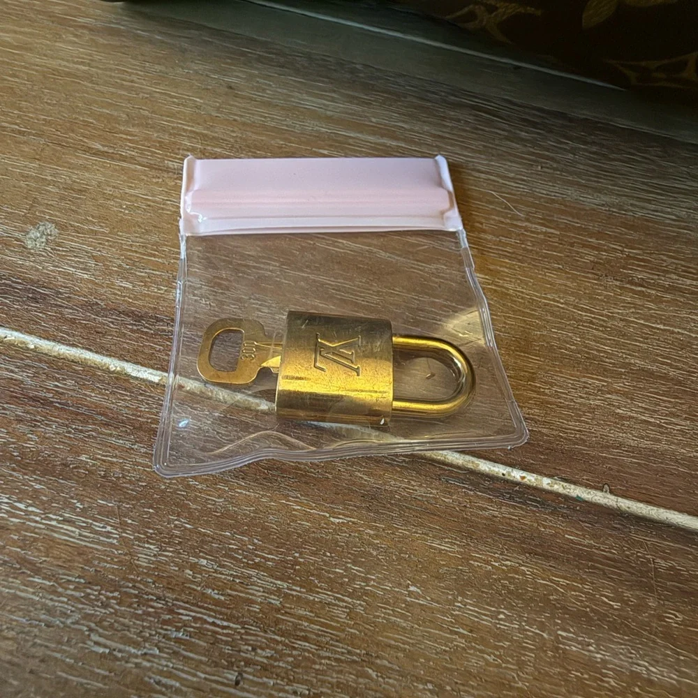 Louis Vuitton Speedy 40 Monogram - Discontinued Archival - VGVC - Picture 12 of 14